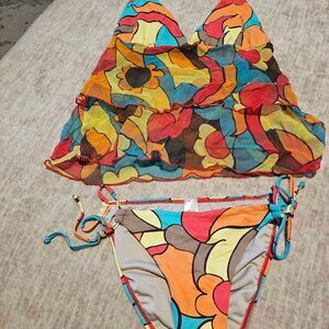Women’s Flowery Very Cute Bathing Suit - Small.
